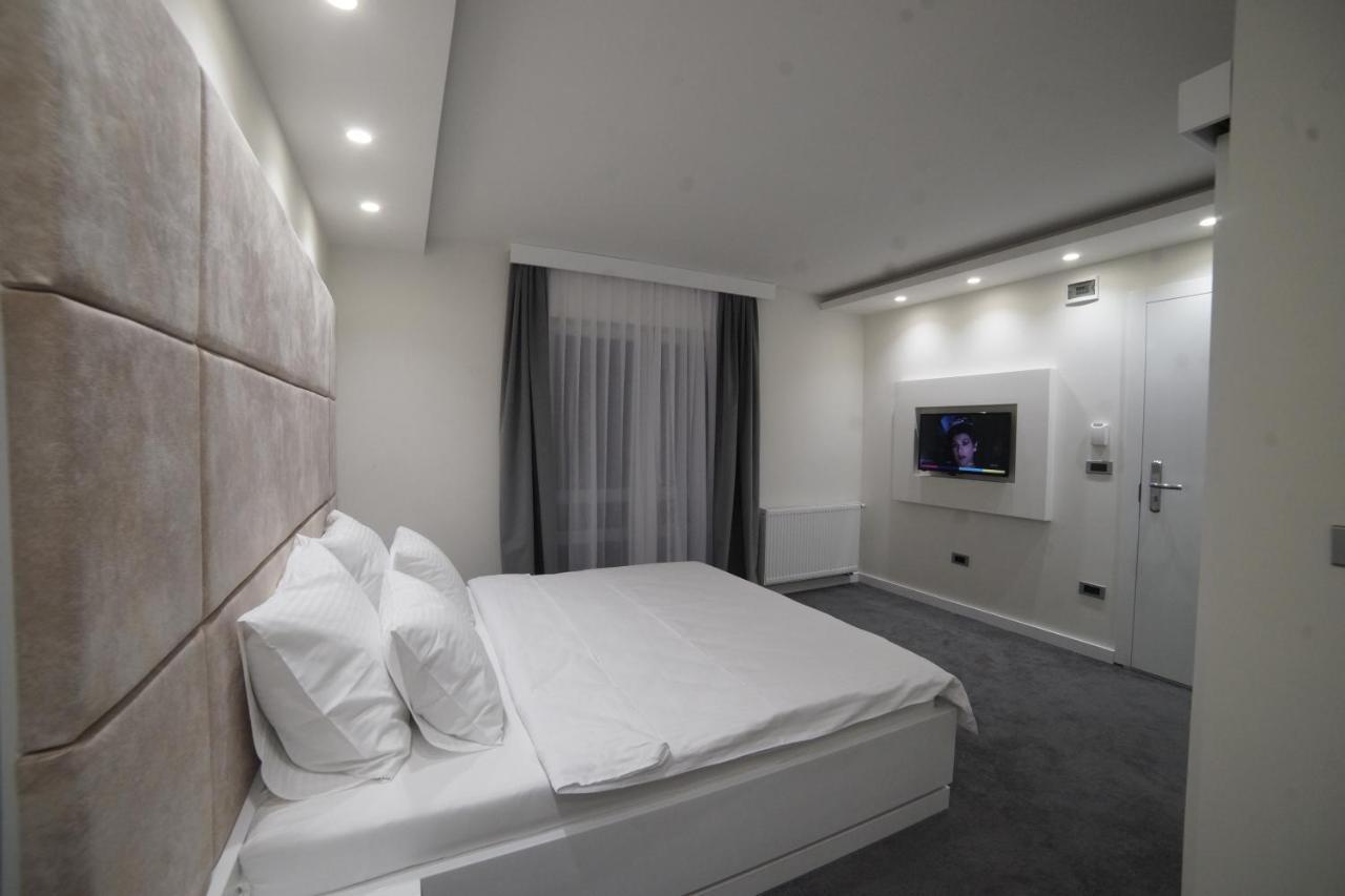 Hotel Forty Two Block A Zagreb Exterior foto